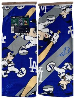Disney Mickey Mouse MLB Los Angeles Dodgers Beach Towel New 36in X 72in Rare