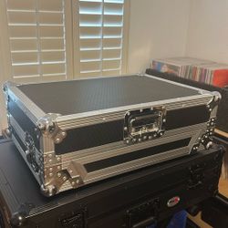 Pioneer DDJ-SR2