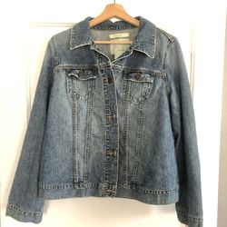 Old Navy Maternity Denim Jacket •Size L