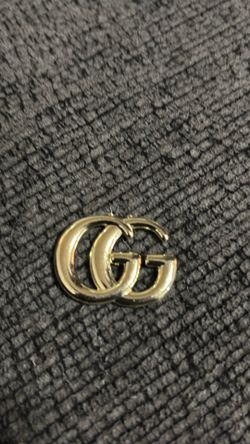 It’s a Single GG Marmont stud earring