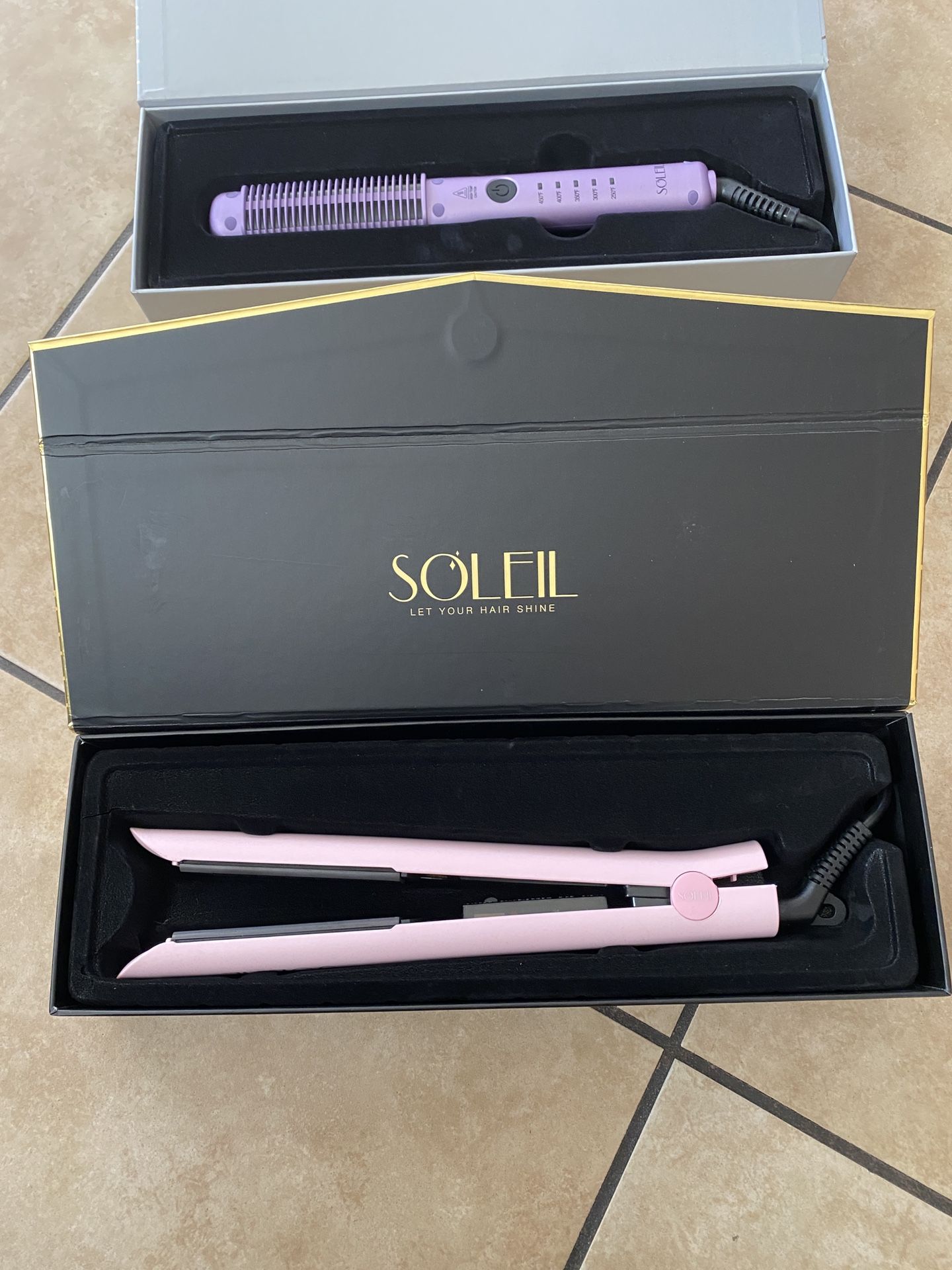 Hair Straightening And Comb