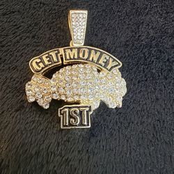 Get Money Pendant 