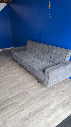 Couch / Futon