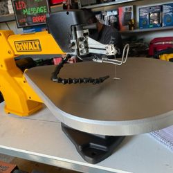 DEWALT 20 in. Variable-Speed Scroll Saw