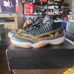 Air Jordan 11 IE Low Croc