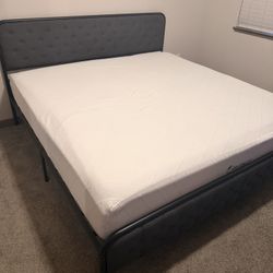 King Size Memory Form Mattress With Bed Frame 