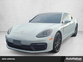 2022 Porsche Panamera