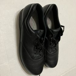 Ladies SAS Size 11 S  Brand New 