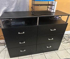 Modern style 6 drawer dresser