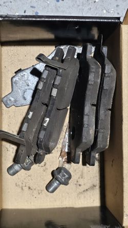 2009 Honda Fit Front Brake Pads - Used FREE