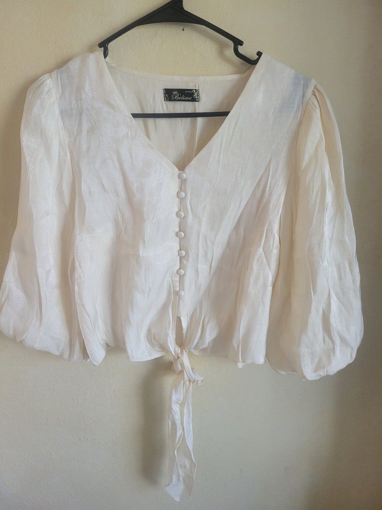 Women's Believe Brand Peasant Style Top Pearlescent Cream Color Size Small