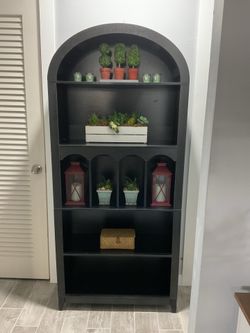 70.9” Black Arched Bookshelf Farmhouse 5 tier Cabinet Only $65 like Brand new!