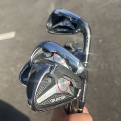Full golf set!  Complete golf set, taylormade irons, nike driver, golf clubs, putter