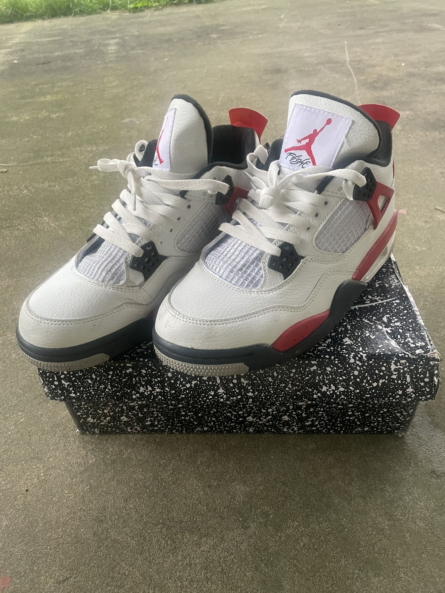 Jordan 4
