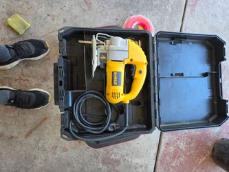 DeWalt DW317 Vs Orbital Jigsaw