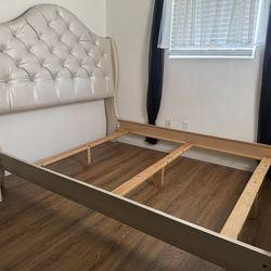 Sandberg Furniture Marilyn Queen Size Bed Frame