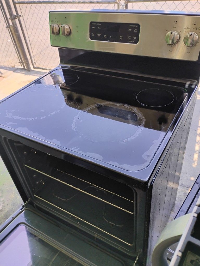 Estufa Eletrica $200