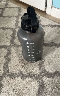 Aquafit 64oz Water Bottle