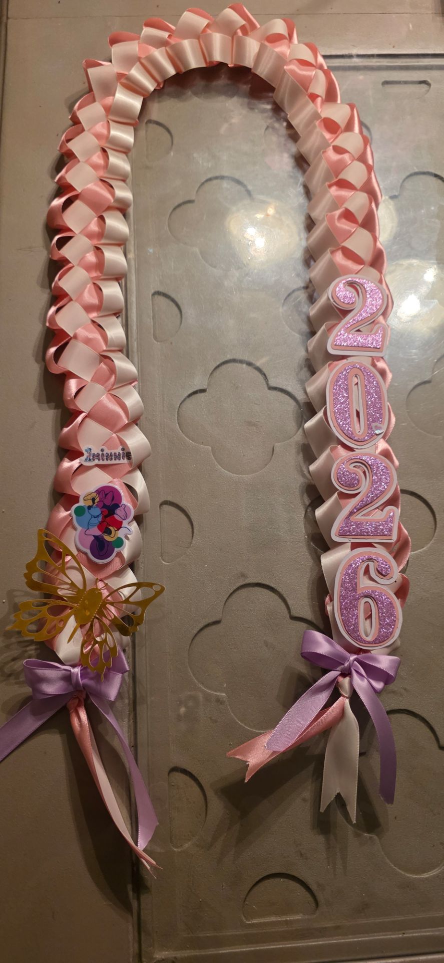 LEIS GRADUATION MINNIE
