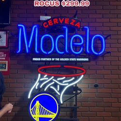 BEER LIGHT, COLLECTIBLES MODELO WARRIORS SIGN ROCUS 