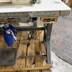 Juki Sewing Machine Comercial