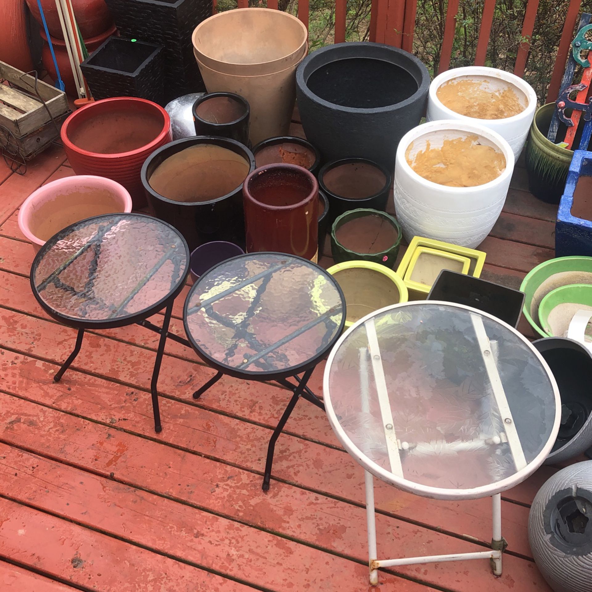 Flower pots/planters S M L, Garden tables etc. MAKE AN OFFER !