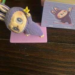 Little Bird Pop Mart 