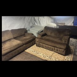 Brown Couch With Matching Chair Great Condition Clean We Sell All The Time Delivery $40 Local