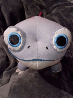 Disney From Frozen 2 Bruni the Salamander Character the Fire Spirit 9"-Tall  16"-long