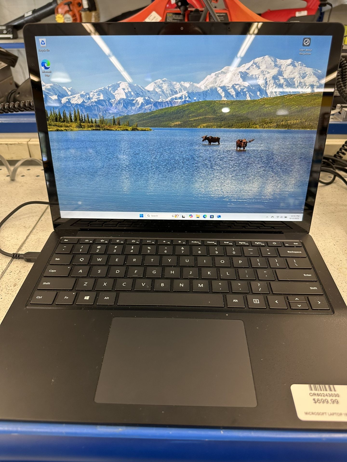 Surface Laptop 3 - Model 1868 - Black