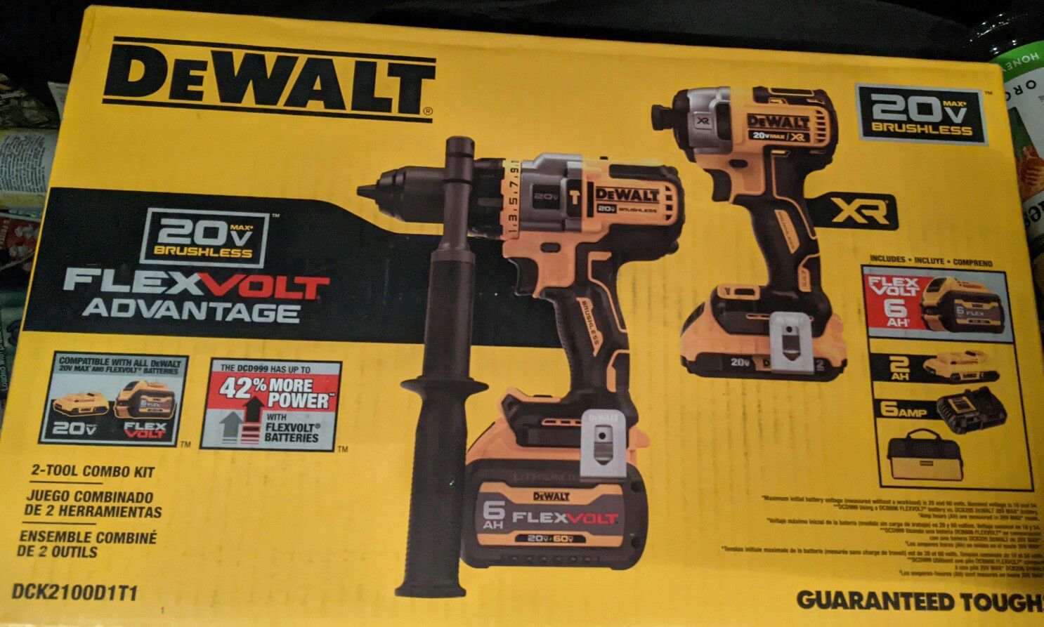 DEWALT 20-Volt MAX Lithium-Ion Cordless Brushless Combo Kit (2-Tool) with FLEXVOLT and 20-Volt Battery and Charger