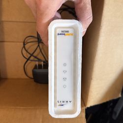 Cable Modem For internet - Arris SB8200 - $40