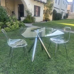 Glass Dining Table With Chrome Base And 2 Acrylic Chairs Great For Smaller Spaces 