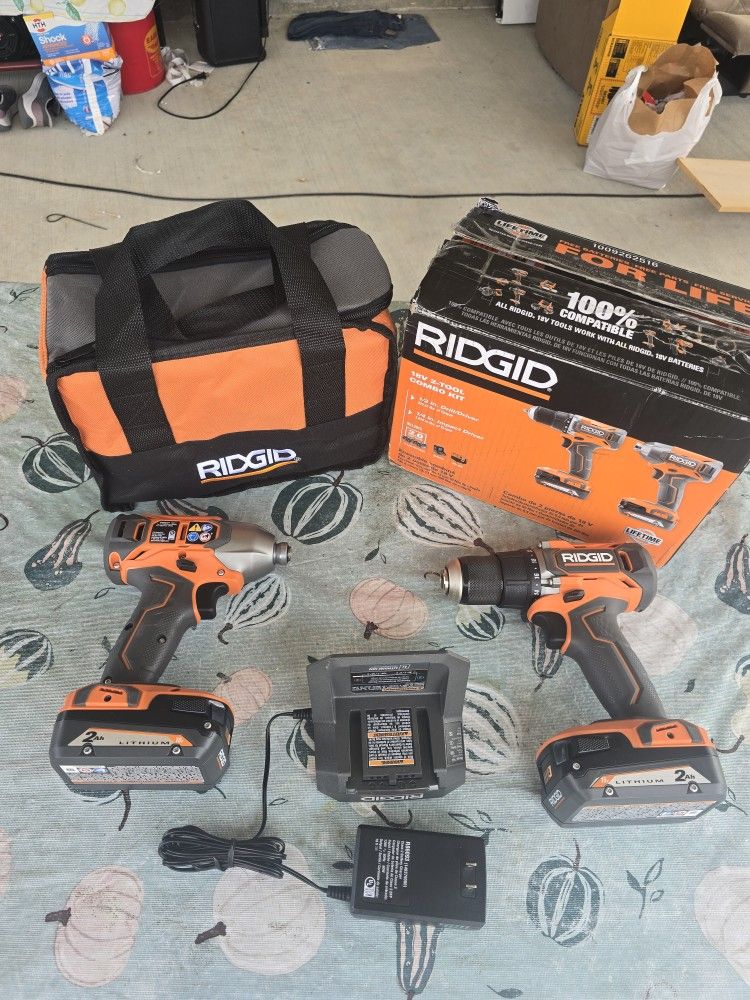 🔥$100 NO NEGOTIABLE🔥 RIDGID Cordless 2-Tool Drill/Driver & Impact Driver Combo Kit (2) 2.0Ah Batteries, Charger & Carry Bag.