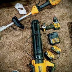 Dewalt 20v Lithium Xr Chordless Combo With 2@4ah Batteries And Fast Charger