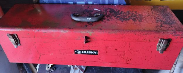 Large husky tool box