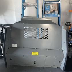 Partition Ford Transit Connect