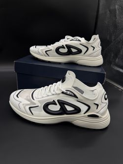 Dior b30  men’s size 10-12