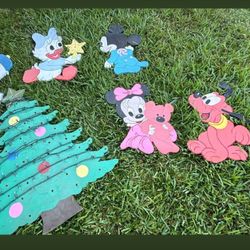 Disney Yard Christmas Decor 