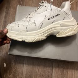 Balenciaga Triple S