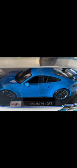 Toy car Porsche gt3 new 1:18