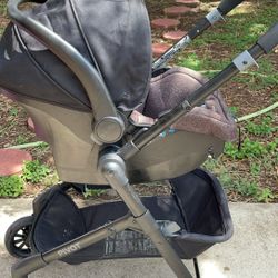 Pivot Evenflo Travel stroller .