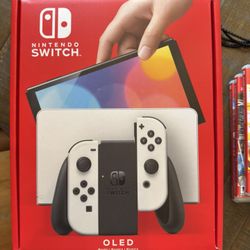 NINTENDO SWITCH OLED BUNDLE