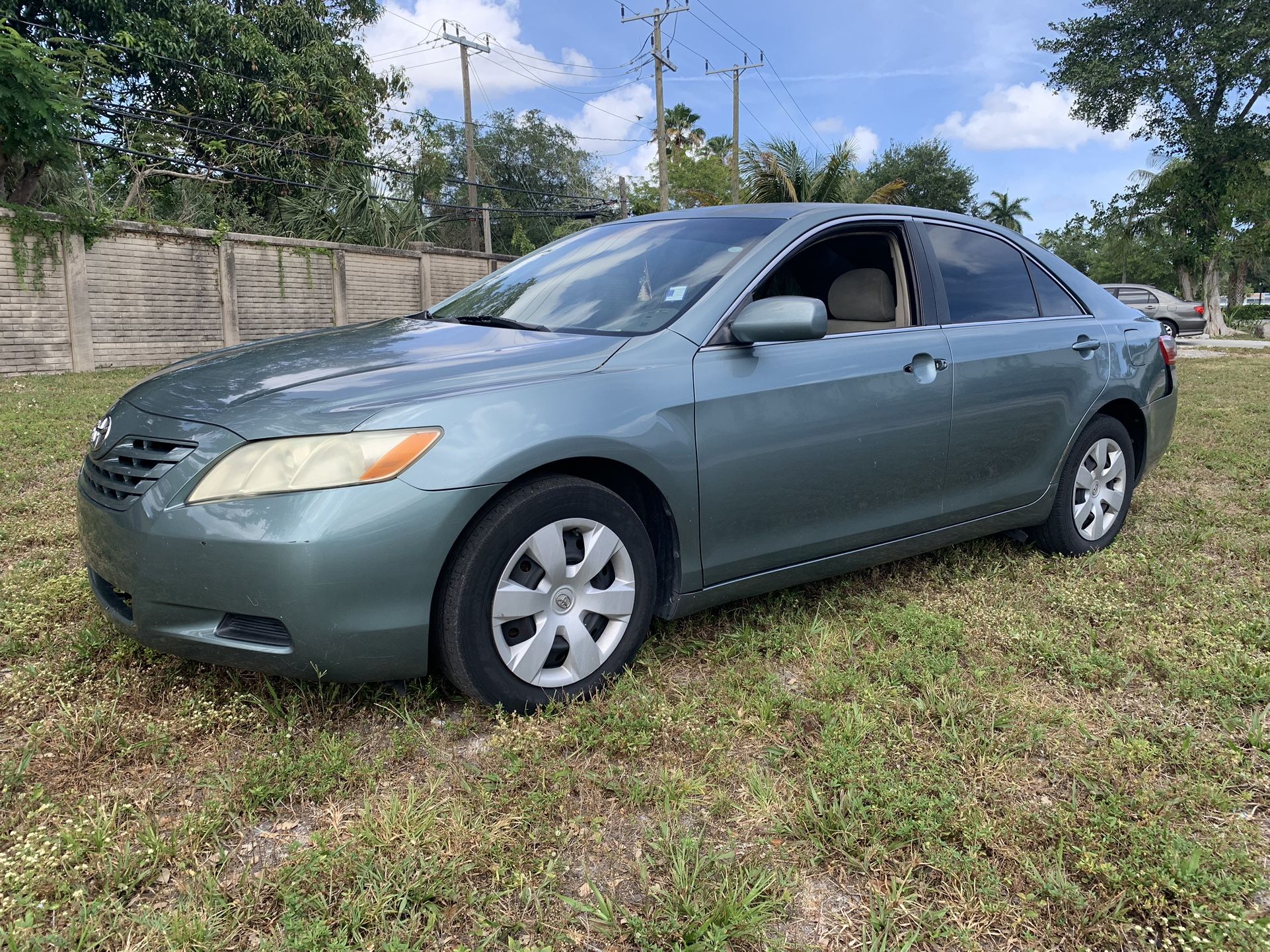 2007 Toyota Camry for Sale in Fort Lauderdale, FL - OfferUp