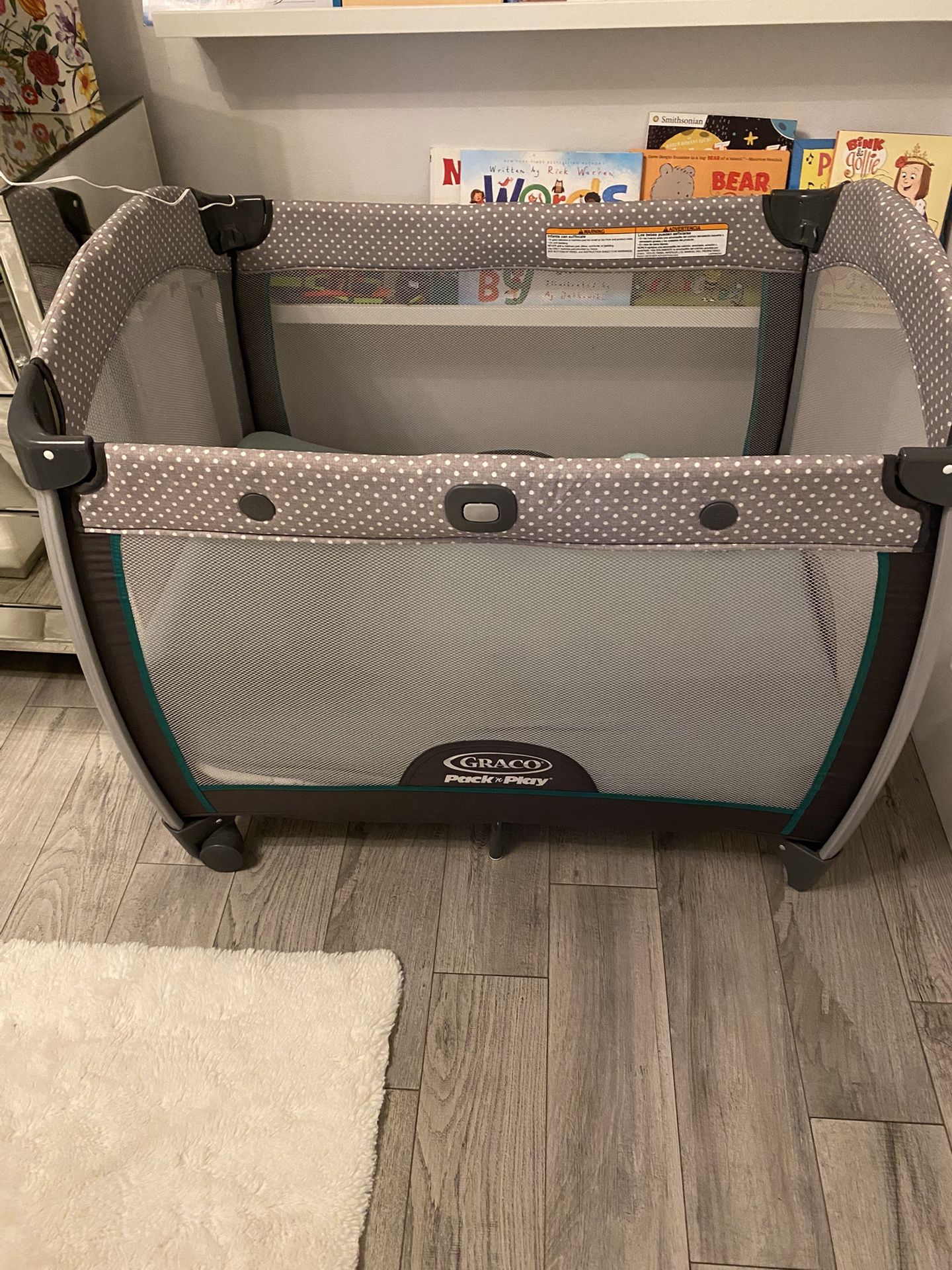 Pack & play With Changer Table GOOD Condition