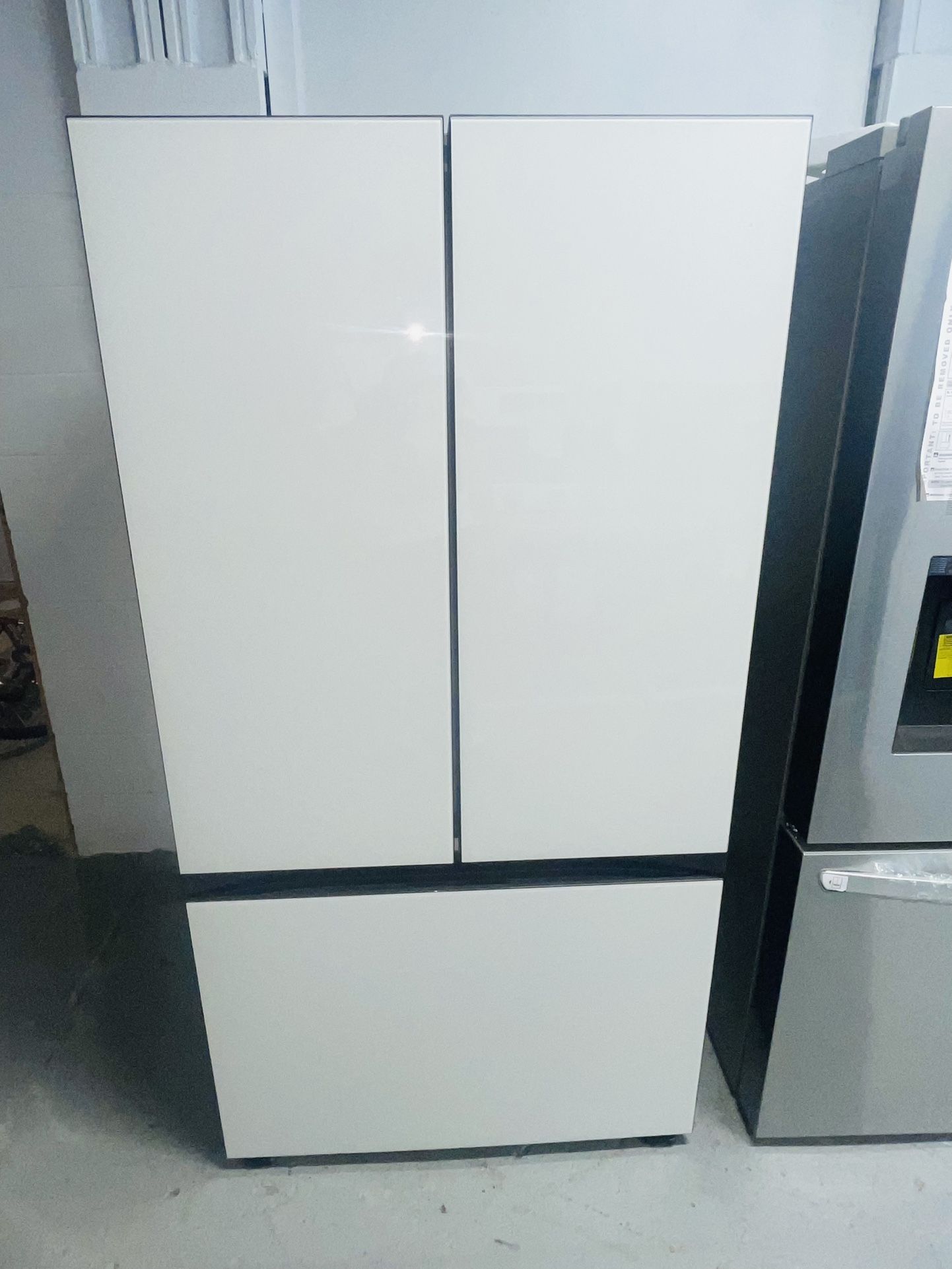 Samsung Cristar refrigerator 36x69x29 a receipt for 60 days warranty