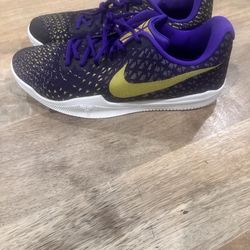 Nike Kobe Mamba Instinct Fierce Purple 