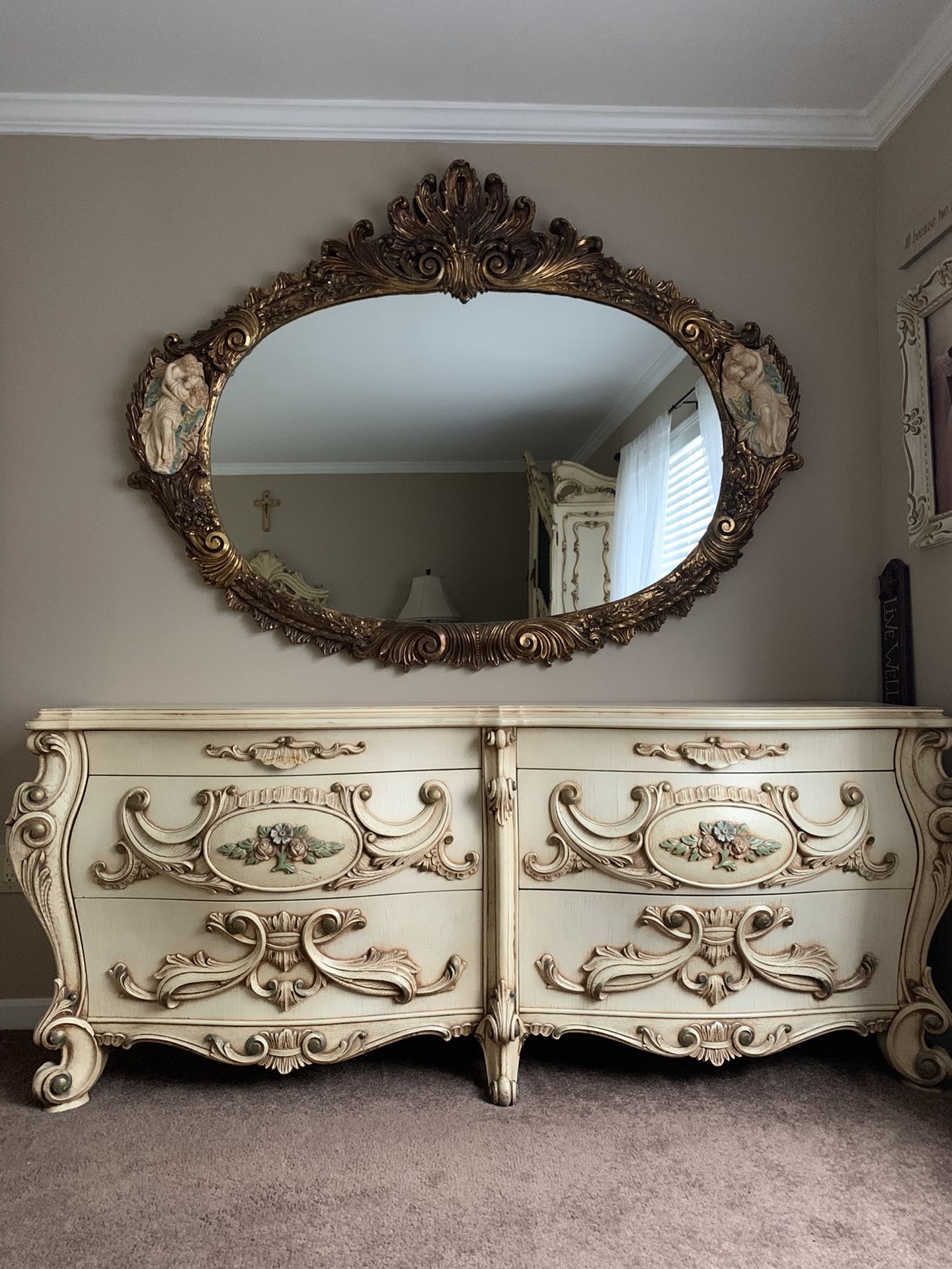 French provincial bedroom Set