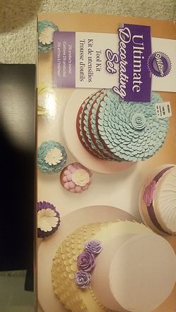 Wilton ultimate decorating kit