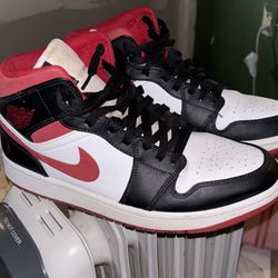 Jordan 1s Mid